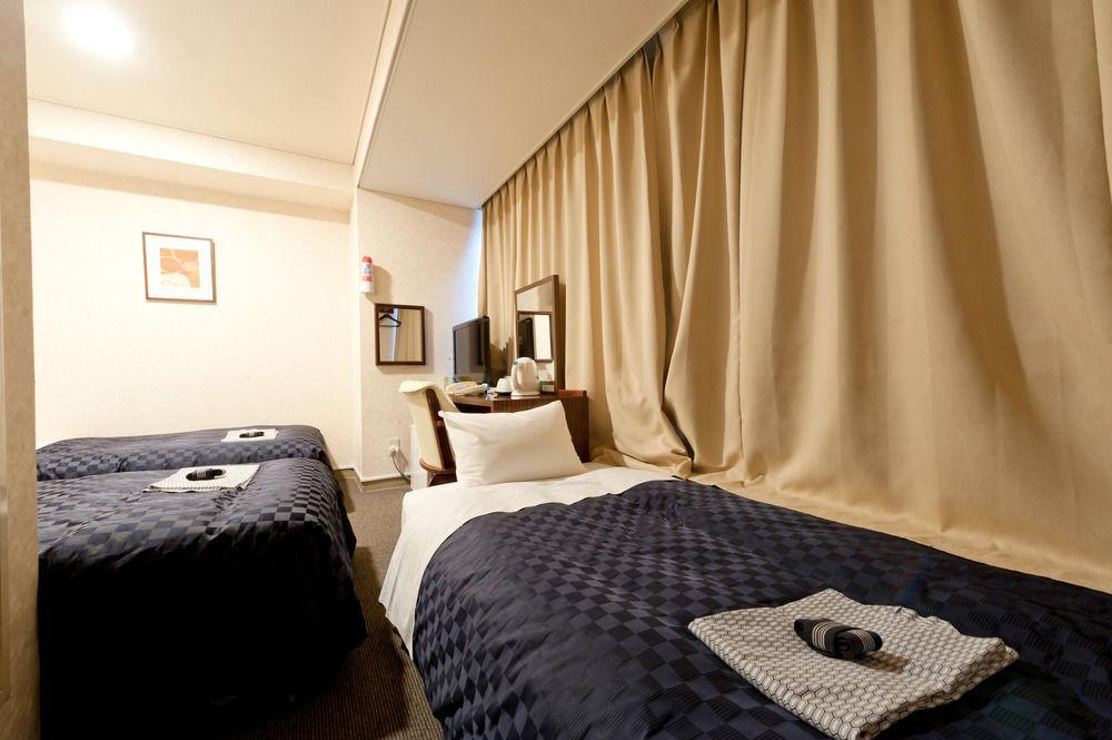 Hotel Trend Oita Ekimae Esterno foto